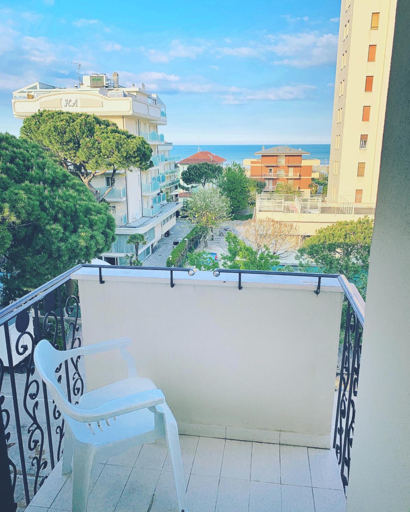 Hotel Baby B&B Milano Marittima Exterior photo