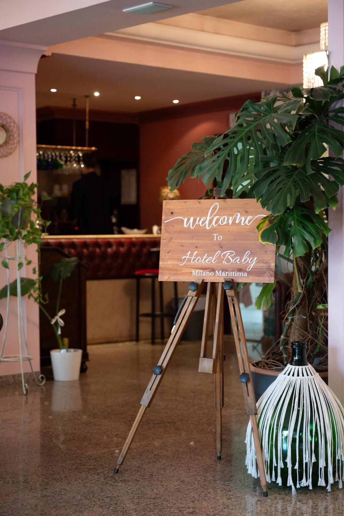 Hotel Baby B&B Milano Marittima Exterior photo