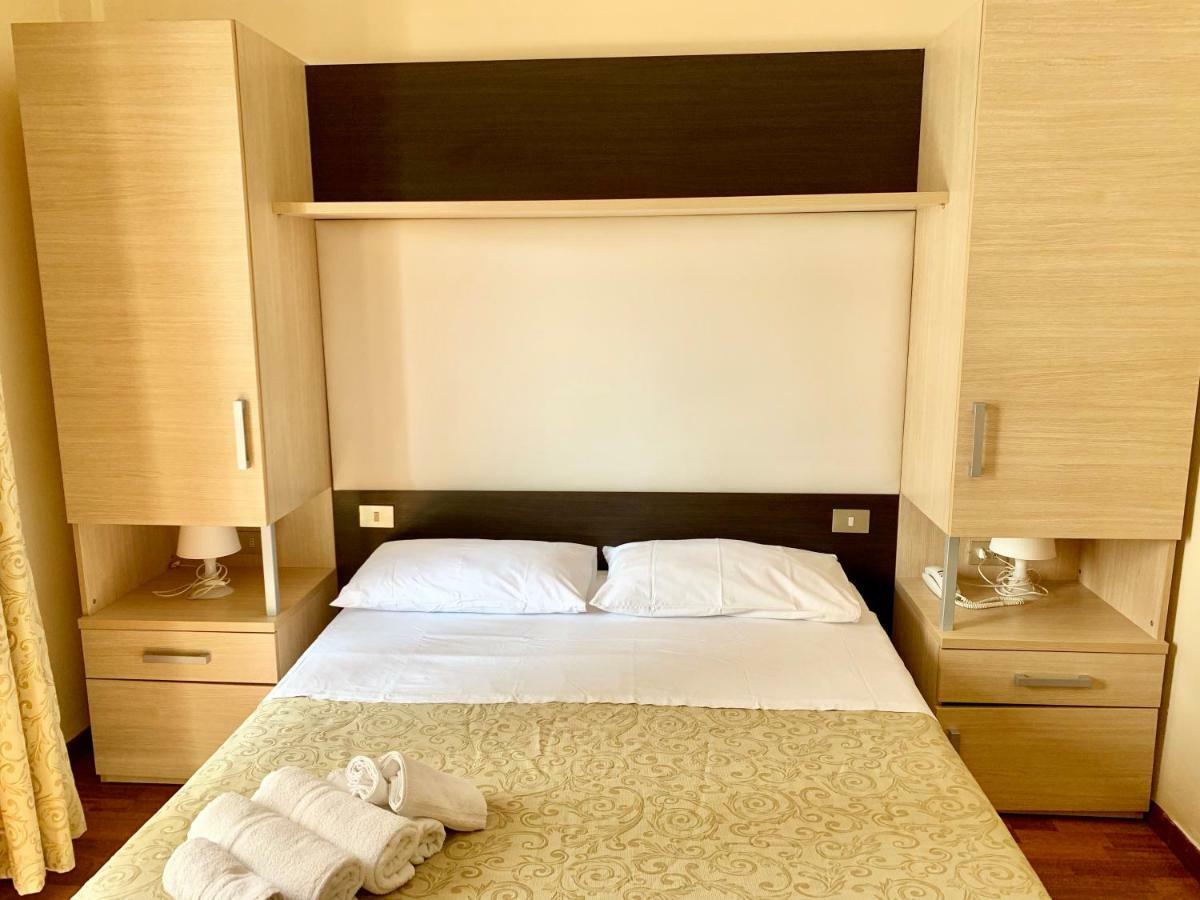 Hotel Baby B&B Milano Marittima Exterior photo